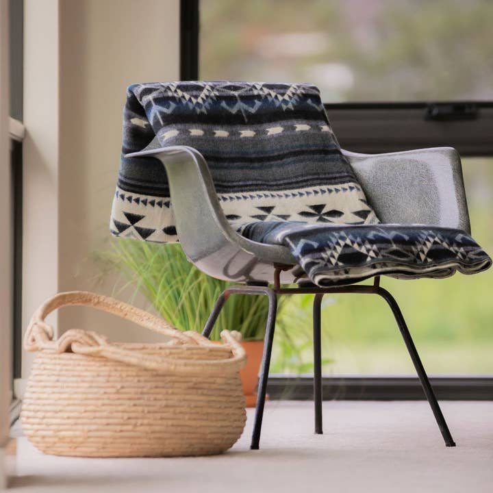 Colección Yachana - Geométrico Azul Gris y Crema para venta al por mayor de Purple Nest Design