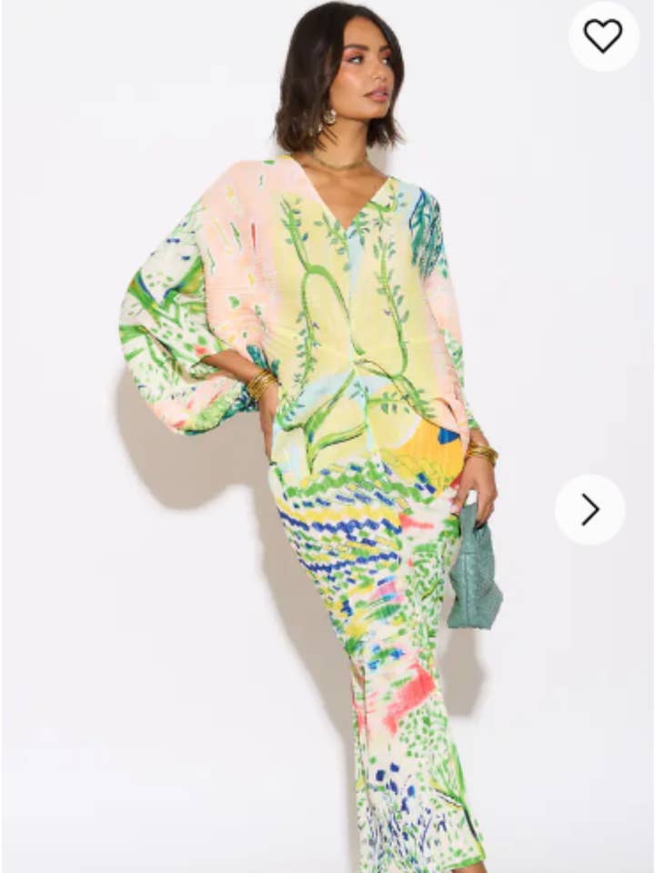Leaves and Floral Scarf Pirnt Pleated Dress in Kimono sleeve for wholesale by CY FASHION. LONDON