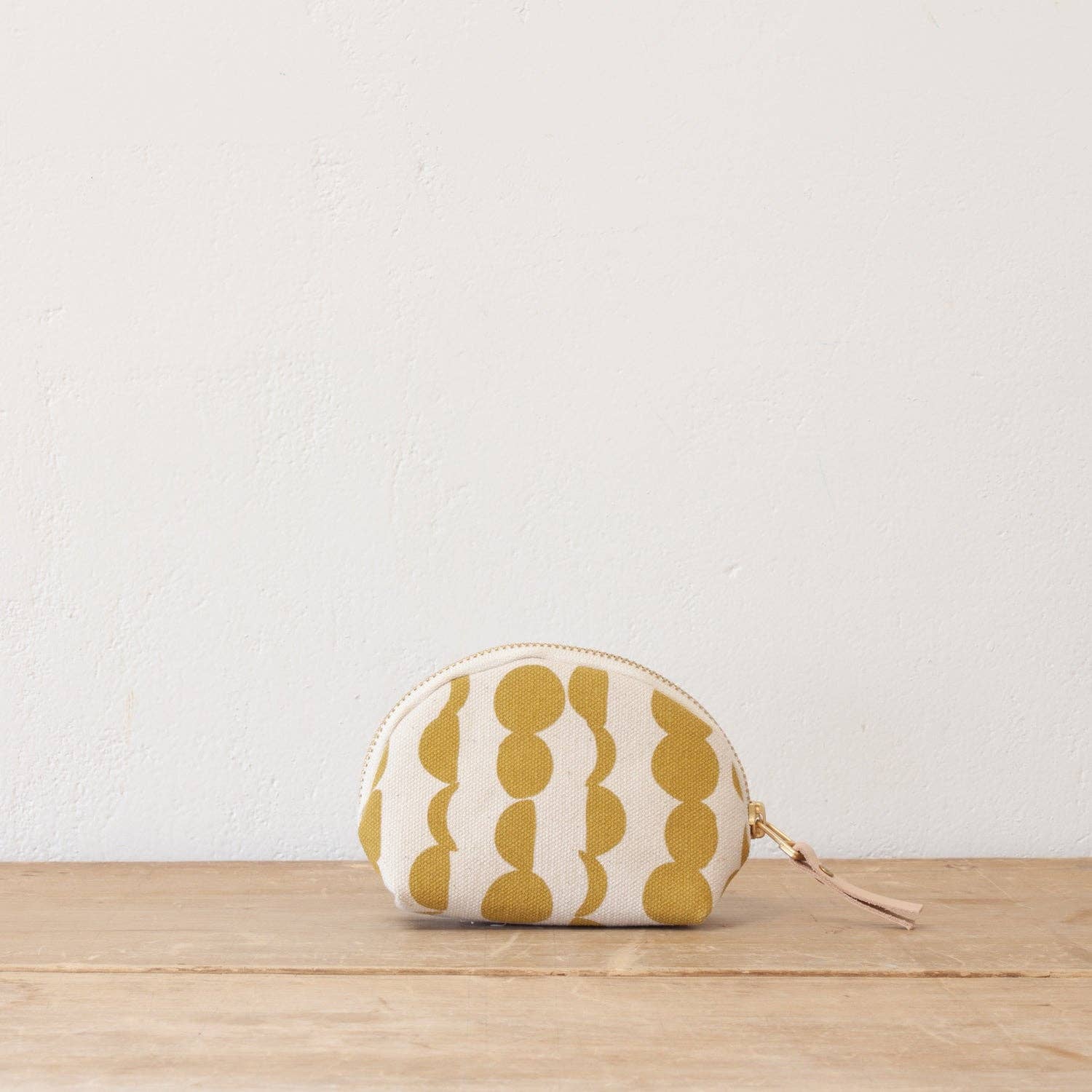 Erin Flett - Wholesale Pouch - Women's - OCHRE SUN + MOON DARLENE2