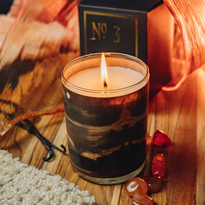 Spitfire Girl – wholesale Burkljus – Nr 3 Orris och Amberträ Inslagen Ljusstake1