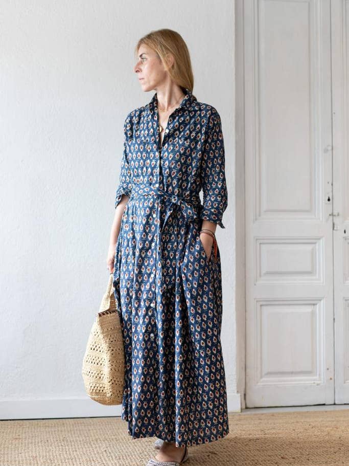 Audrey marinblå klänning för wholesale av Sanjanaandme