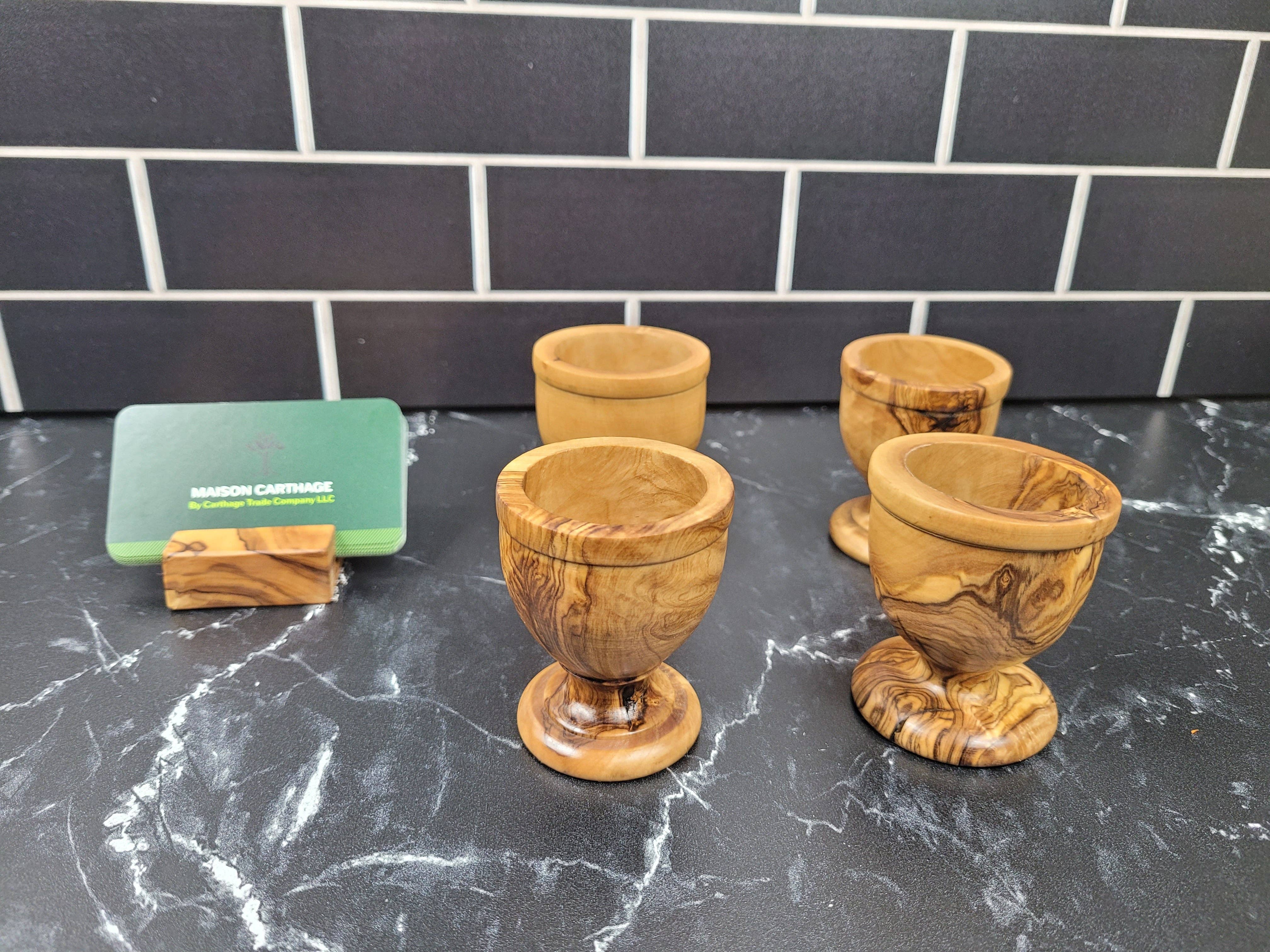 Maison Carthage – wholesale Äggkopp/-hållare – Olive Wood ägg Cup | Trä ägghållare | Uppsättning av 22
