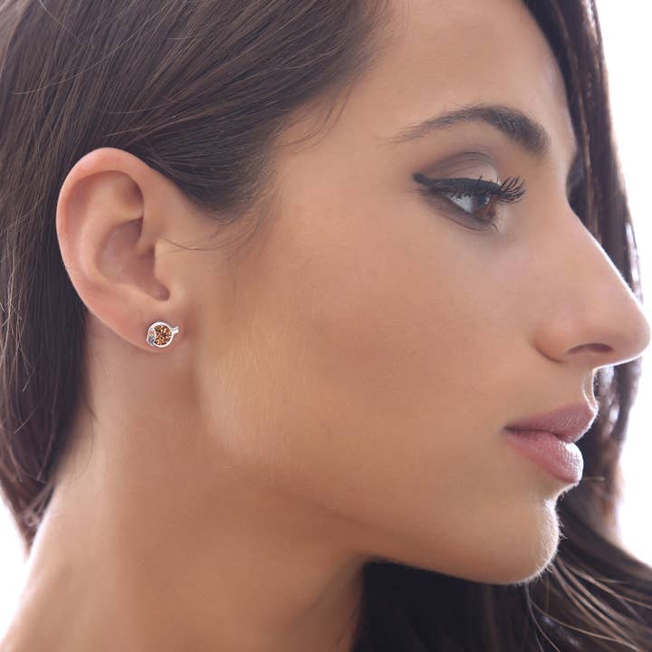 Glimmering Handmade – Großhandel Ohrstecker – Silberne Ohrstecker mit Fisch-Swarovski-Kristallen, symbolisches Geschenk6