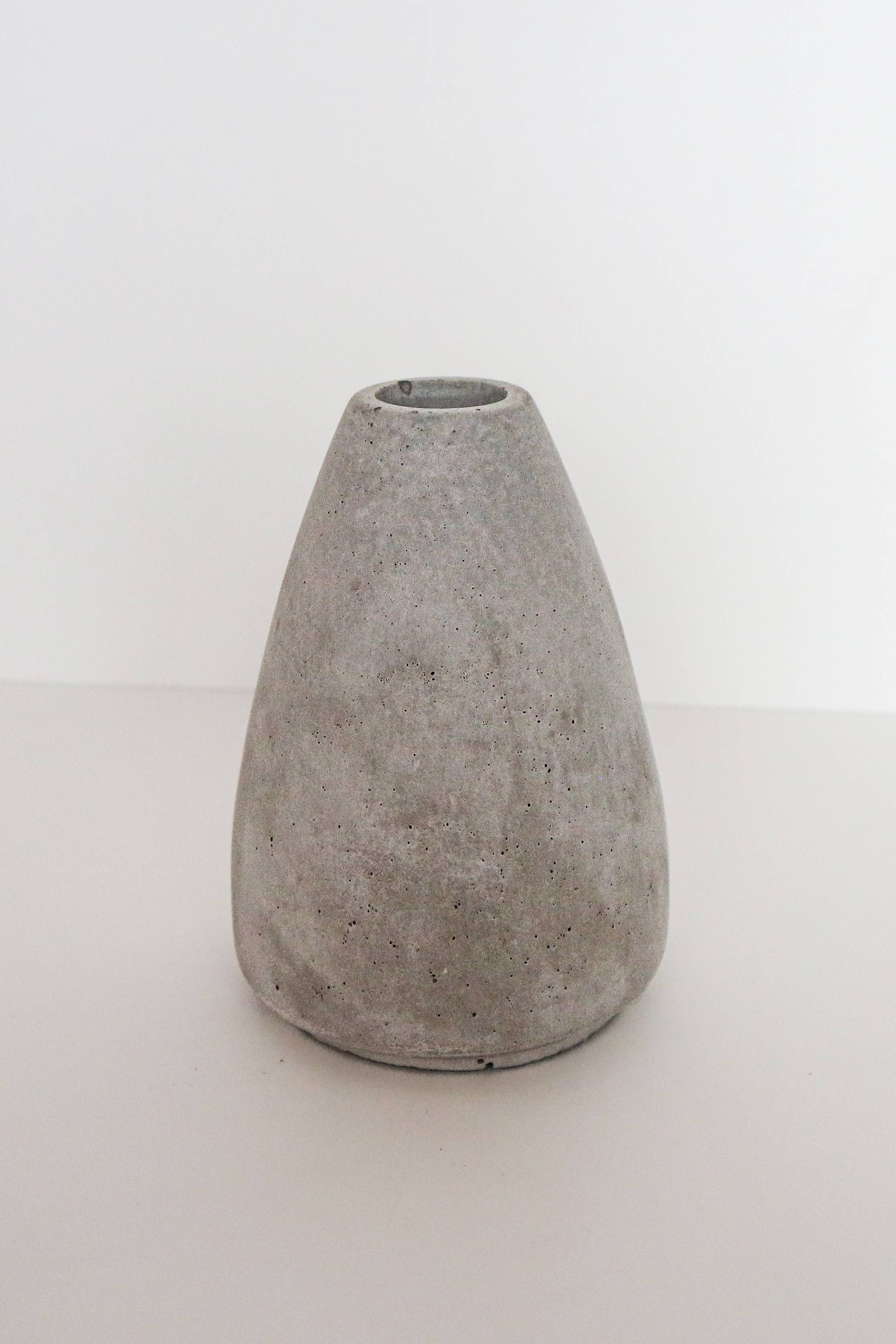 The Plant Supply - Wholesale Vase - Concrete Vase | Dried Floral Holder - Modern Industrial1