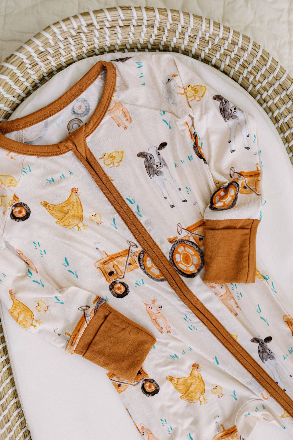 Tiny toes Baby Co – wholesale Byxdress - Baby – Bambu-djurdräkt med dragkedja för lantgårdsdjur9