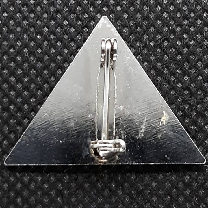 Fantastic Souvenirs, Gifts & Collectibles - Wholesale Lapel Pin/Button - Pin - Mary Jane Ski Pin