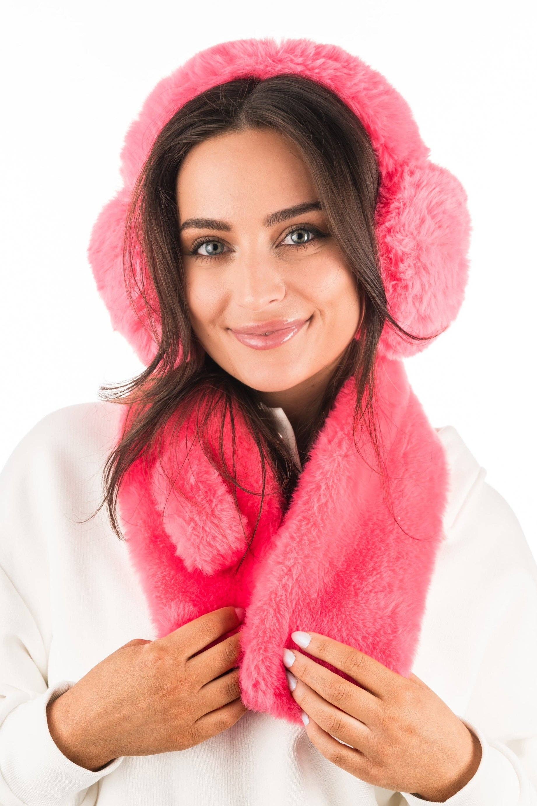 Violet & Brooks - Wholesale Scarf - Women's - Aspen Fur Scarf6