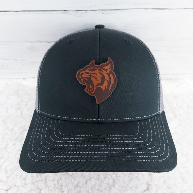 Trendy Tee Co. - Vendita all'ingrosso Cappellino  da camionista - Unisex - Cappello da camionista Team Mascot Richardson nero e grigio2