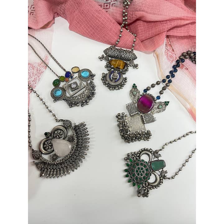 Silver Fusion Oxidised Stone Pendant Necklace Set for wholesale by Vastrabhushan