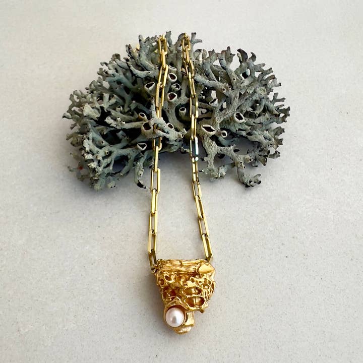 Pearl Shell Charm for wholesale by LoveLeeOr