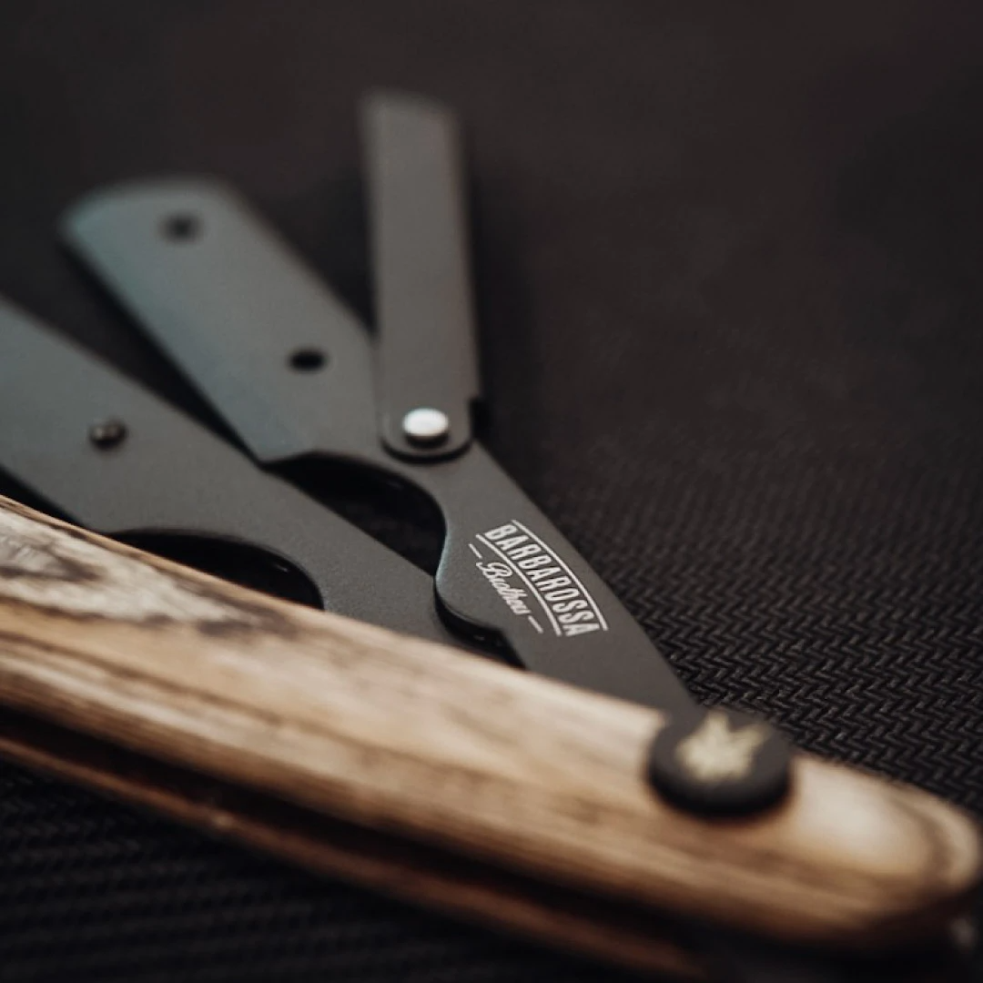 Barbarossa Brothers Online - Wholesale Razor - Men's - The Buccaneer: Cut Throat Razor - Brown Wood10