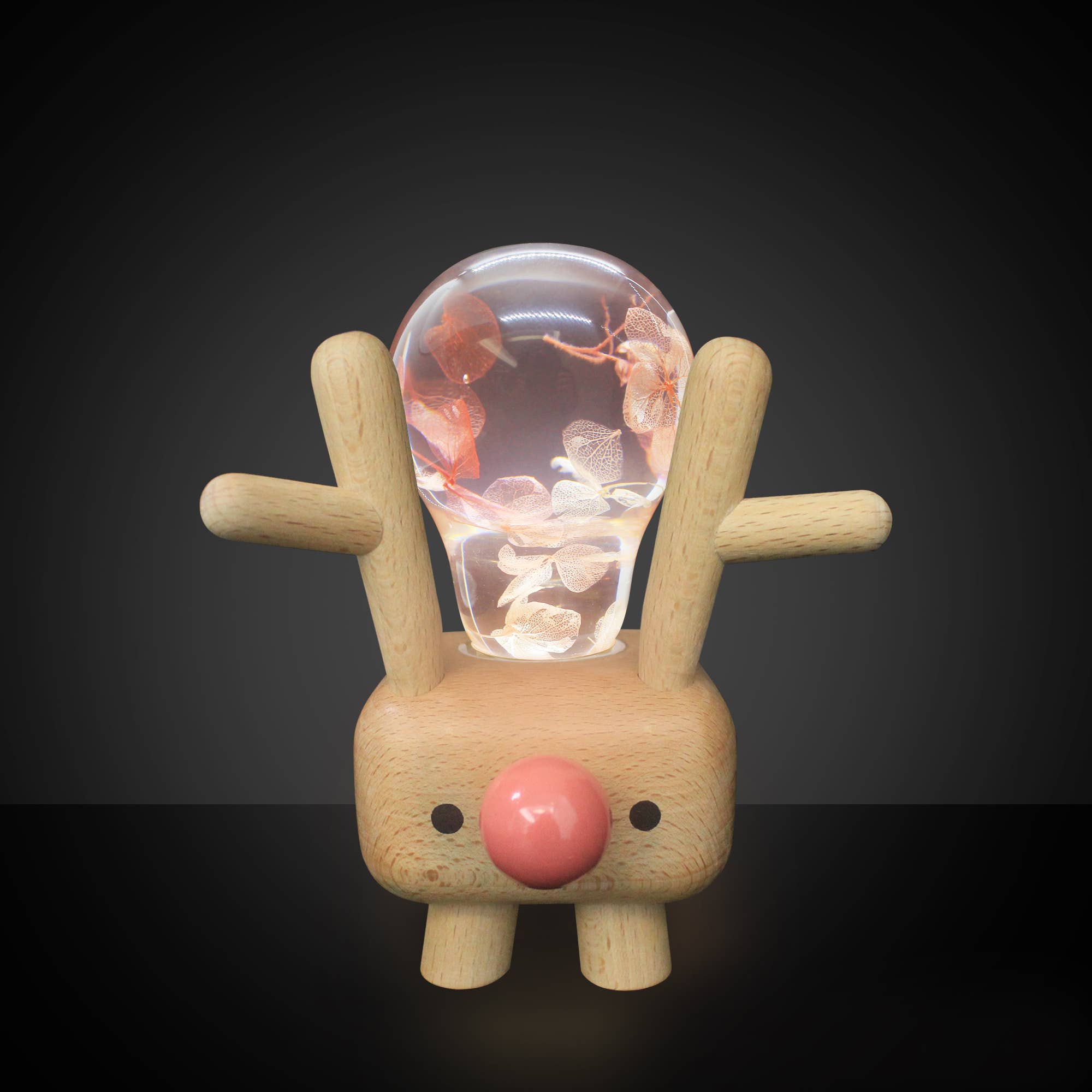 EP Design Lab - Wholesale Light Bulb/Puck - EP LIGHT Handcrafted Pink Hydrangea Bulb3