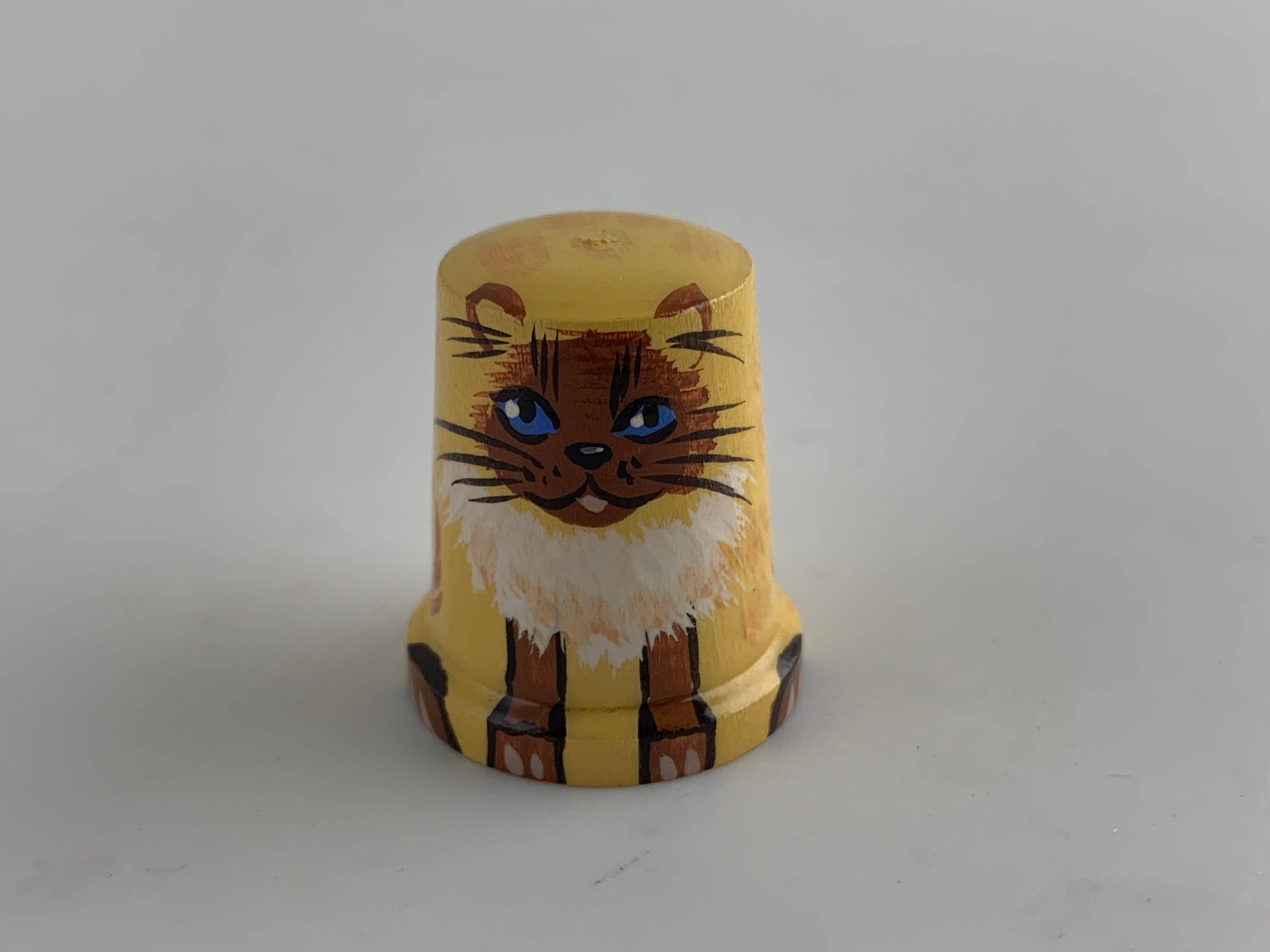 Golden Cockerel - Wholesale Decorative Tabletop Object - Cat Thimble, Wood 1"