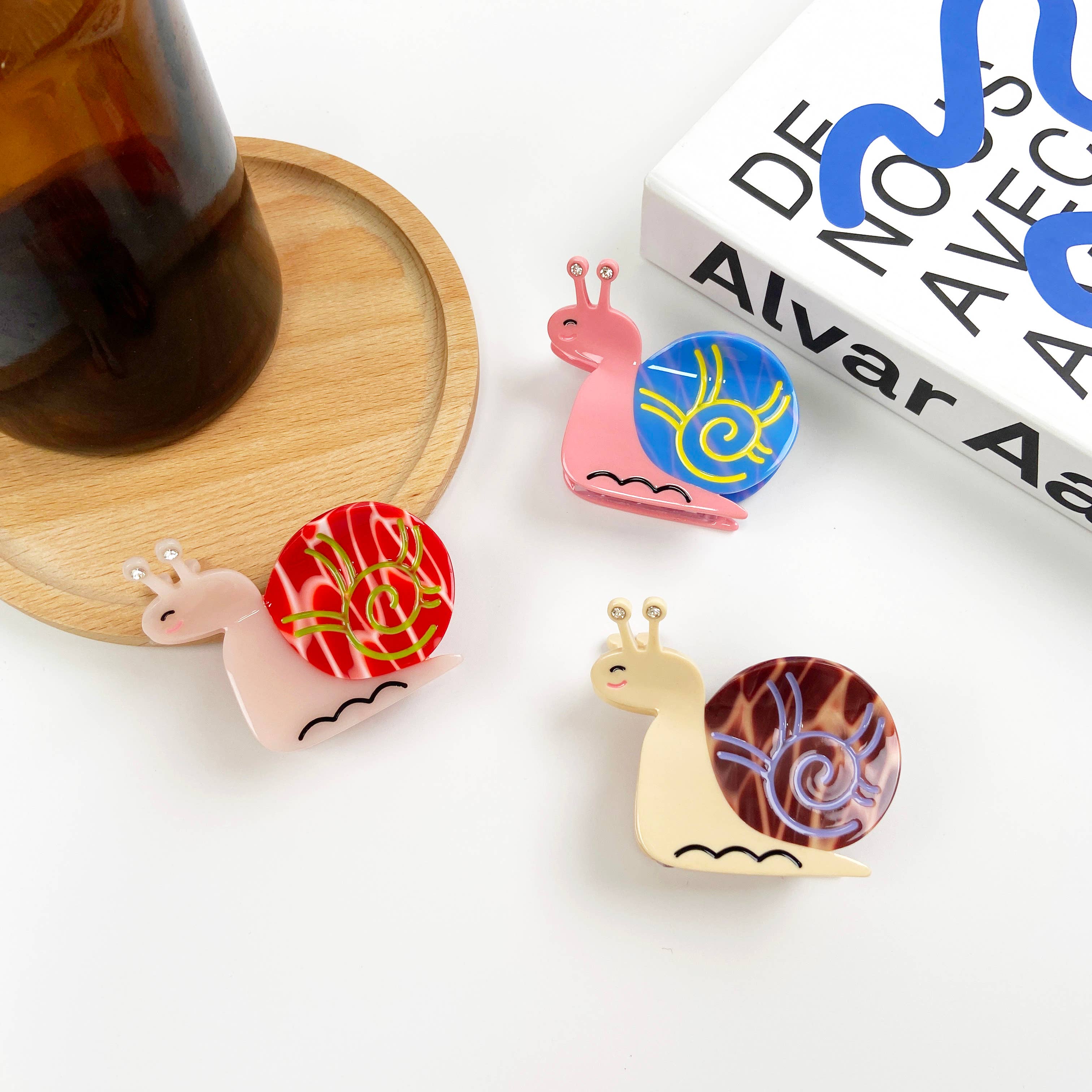 TheDivaSoap - Wholesale Hair Clip - Women's - Cartoon Snail Hair Clip Acetate Animal Claw Clips