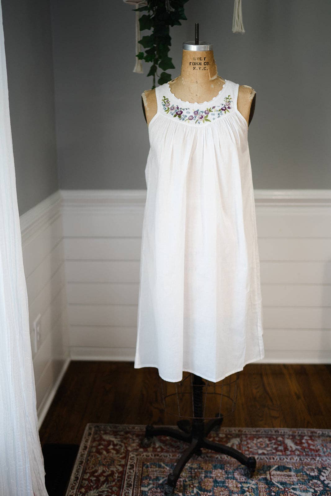 Maison d' Haiti - Wholesale Nightgown - Women's - Floral Embroidered Cotton Nightgown - Purple Rosebuds1