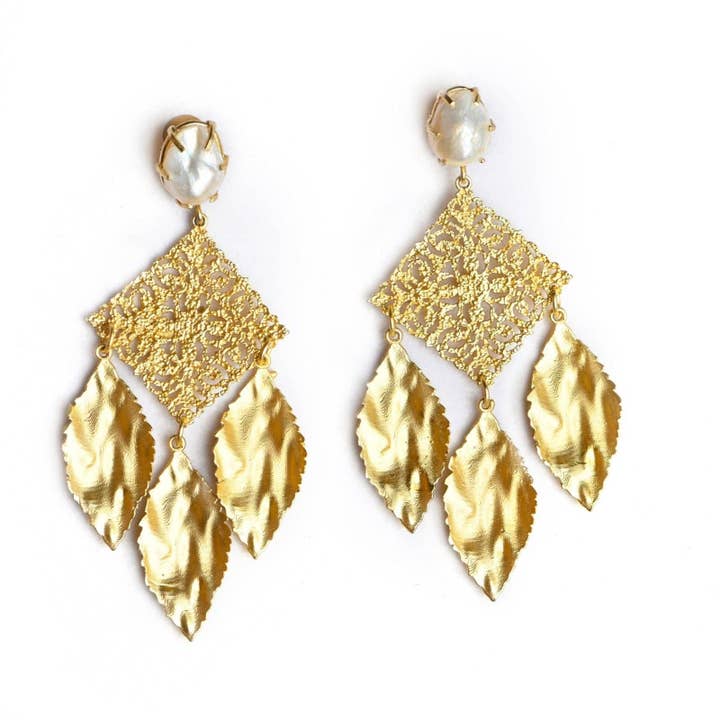 Orecchini eleganti Niki (perla barocca) per la vendita all'ingrosso da parte di GemAddicted