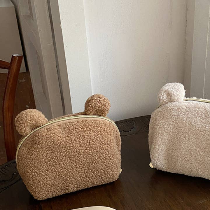 Dipped Shop - Wholesale Makeup/Cosmetic Bag - Portable Cute Plush Cosmetic Bag DPCB161