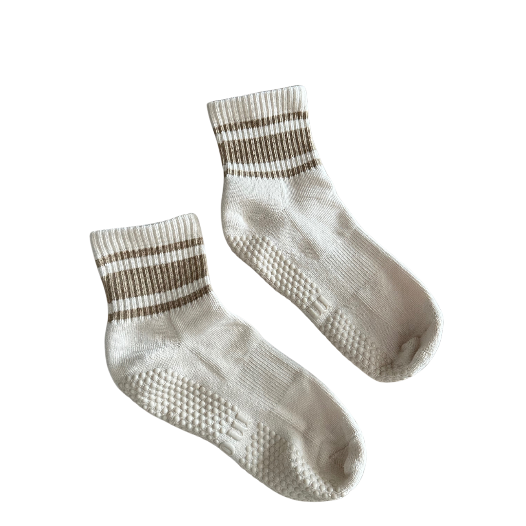 modasocks - Wholesale Socks - Unisex - retro stripe unisex grip socks pilates reformer tan neutrals2