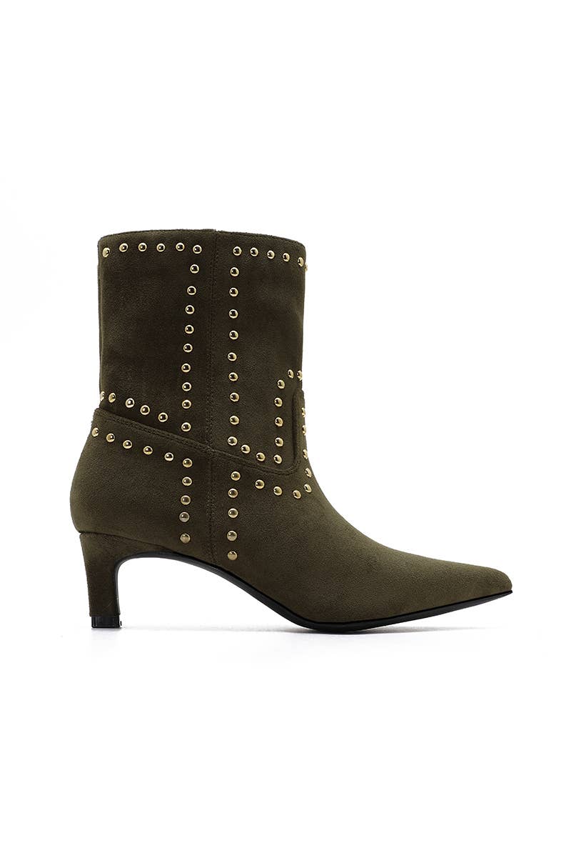 Joia Paris - Wholesale Booties - Women's - Western ankle boots with low heels, studded decoration GZ-30818