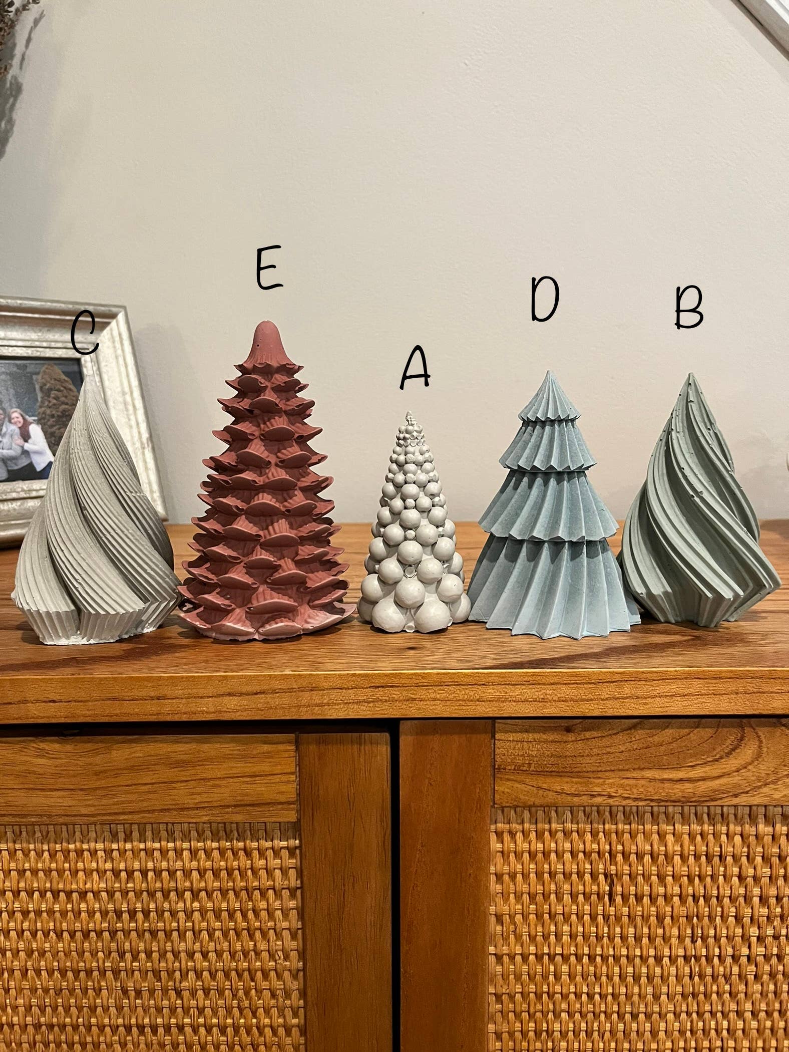 Make My Day Design – wholesale Christmas decoration – Cement Christmas Tree Figurines11