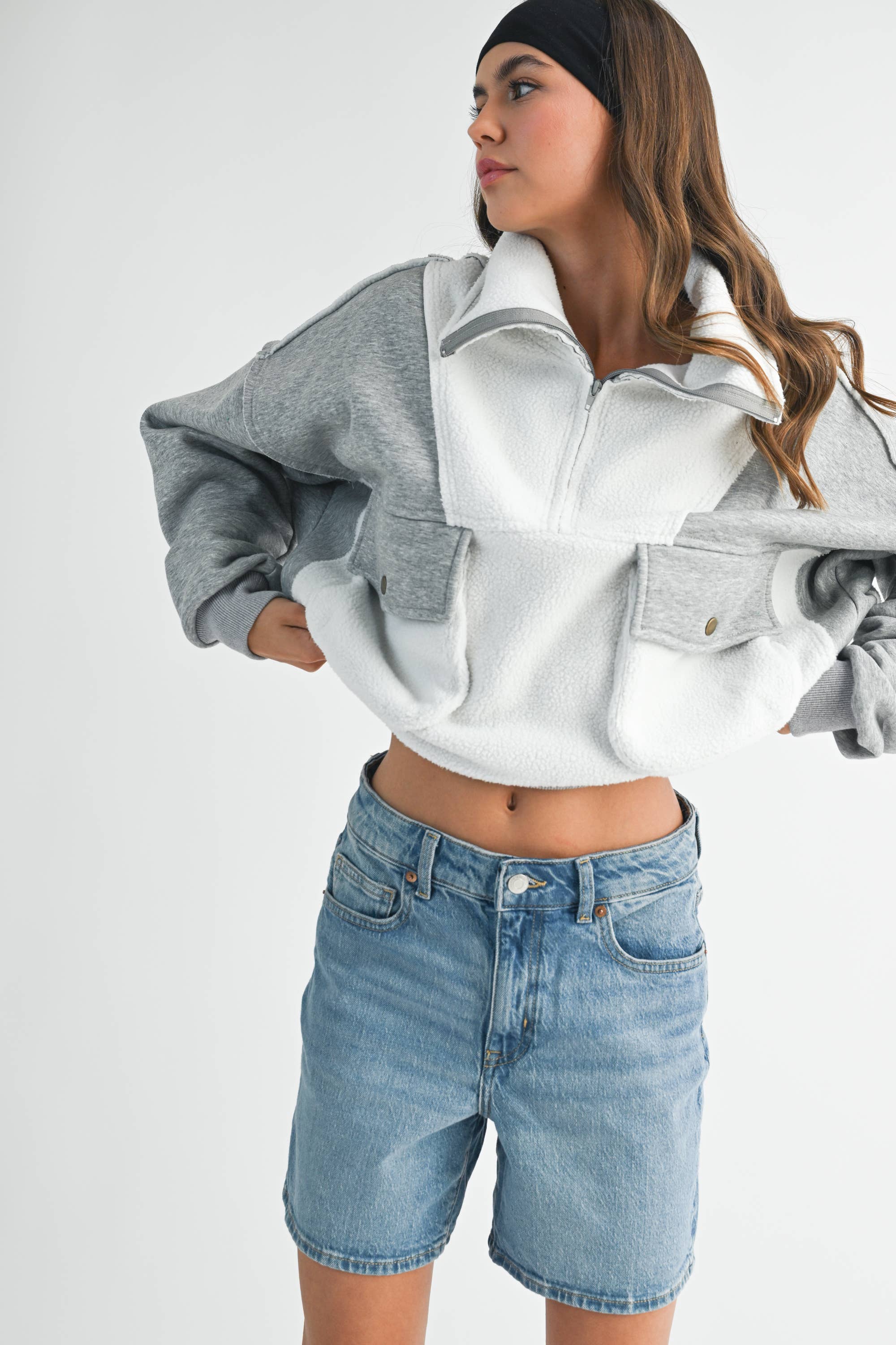 AEMI + CO – Großhandel Strickpullover – Damen – 525AK Carter Pullover von AEMI + CO43