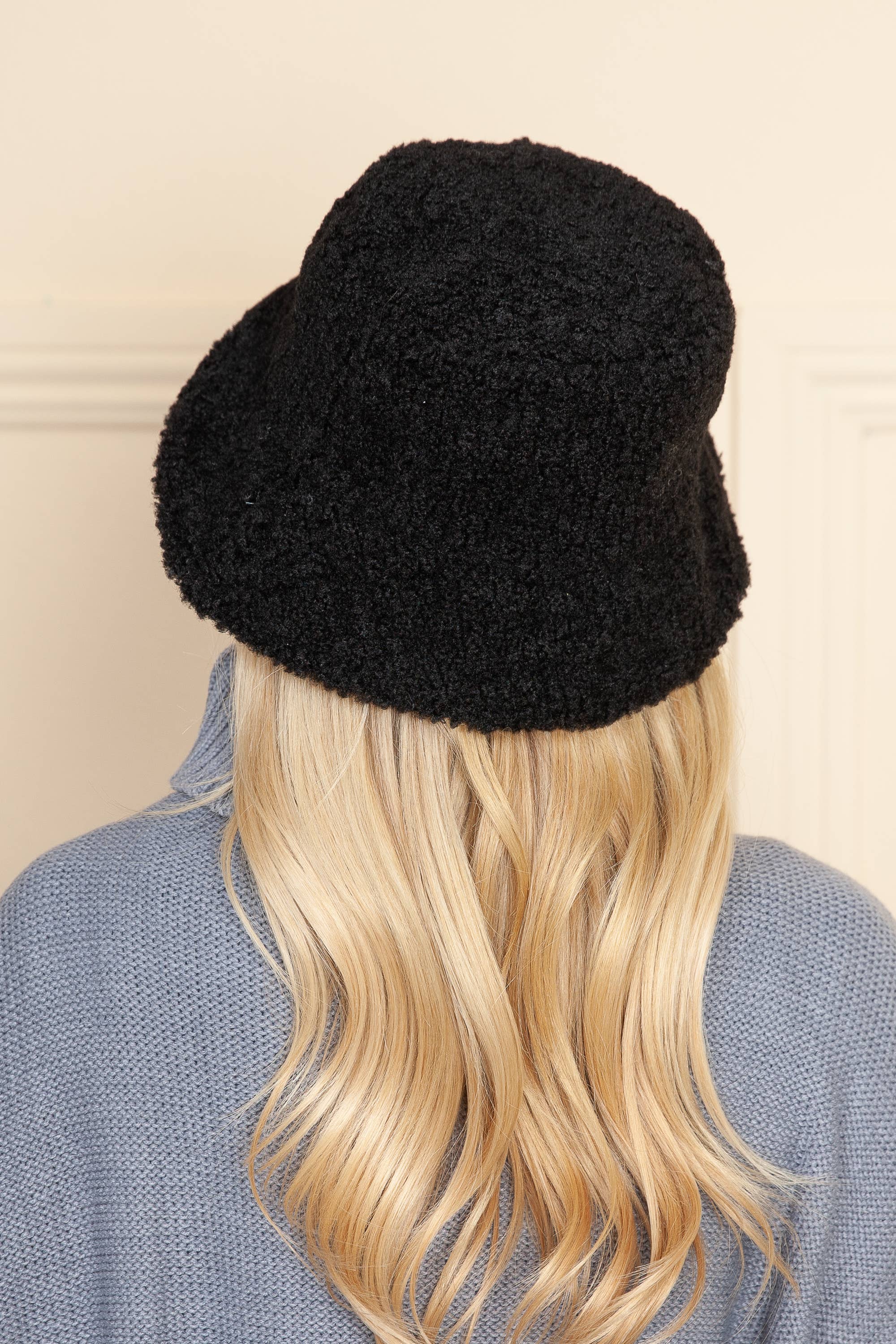 Justin & Taylor - Vendita all'ingrosso Cappello da pescatore - Donna - Chill Out - Cappello da pescatore reversibile in soffice velluto5