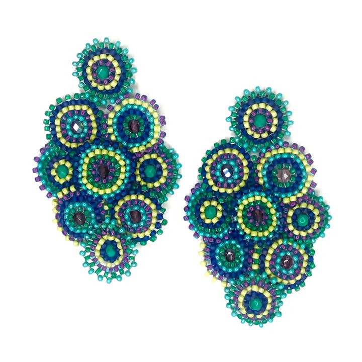 Boucle d'oreille tendance avec 9 fleurs Diamond-Orchid pour la vente par KVZ Designs
