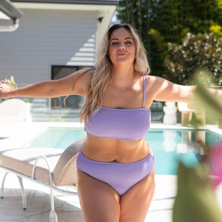 Tori Bikini Top - Orkidé for engroshandel hos Full Bums Swimwear