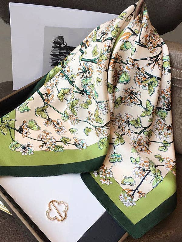 GRÜN Blumendruck Schal & Tuch - Grüne Farbe, Quadratische Form für den Großhandel auf Faire2