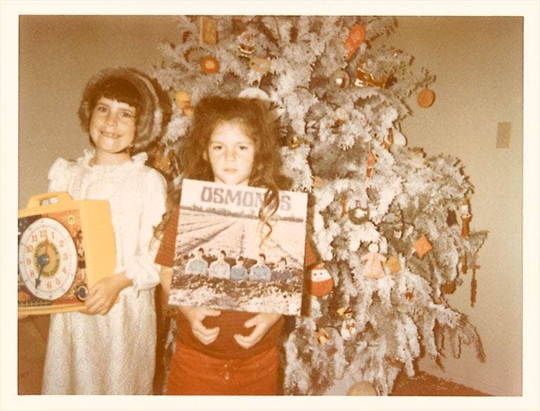 Found Image Press - Wholesale Postcard - Postcard SN-34 Girls at Christmas with Osmonds Album0