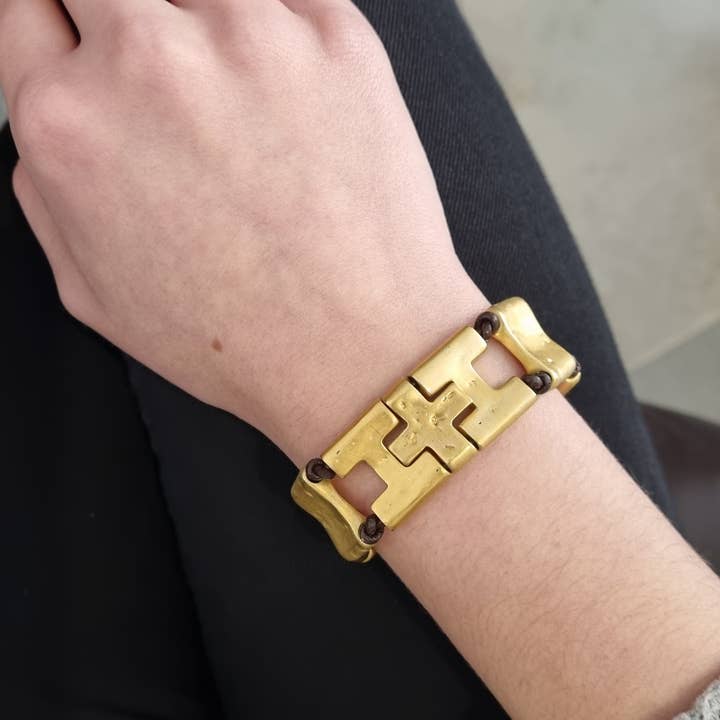 Santa Fe Large Bracelete Slab em Ouro Amarelo por atacado de Van Peterson Designs