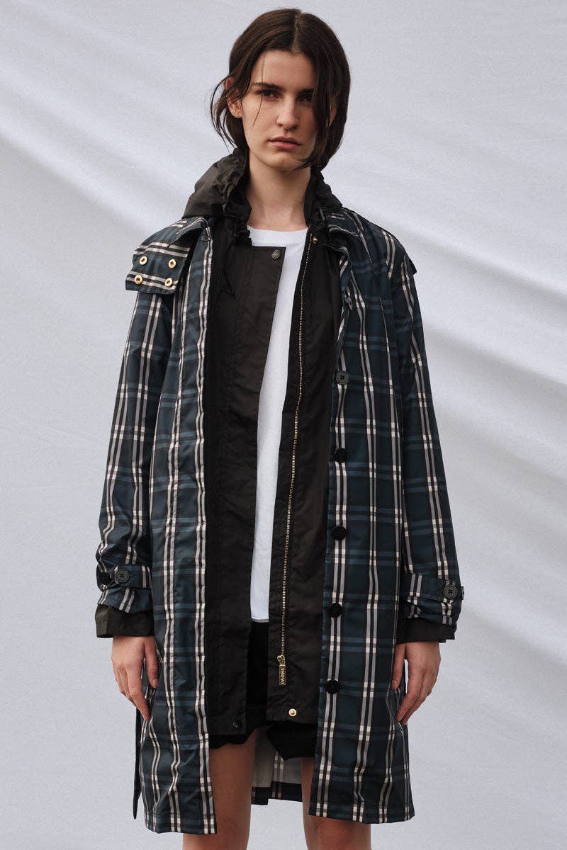 PAQME - Venta al por mayor Impermeable - Mujer - Gabardina reciclada para mujer con diseño de cuadros1