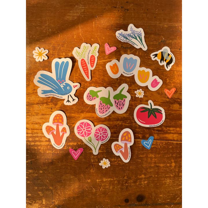 Individuelle Frühlings- und Sommer-Aufkleber mit Aufdruck „Grow & Bloom“ für den Großhandel von UpRoot Design Studio