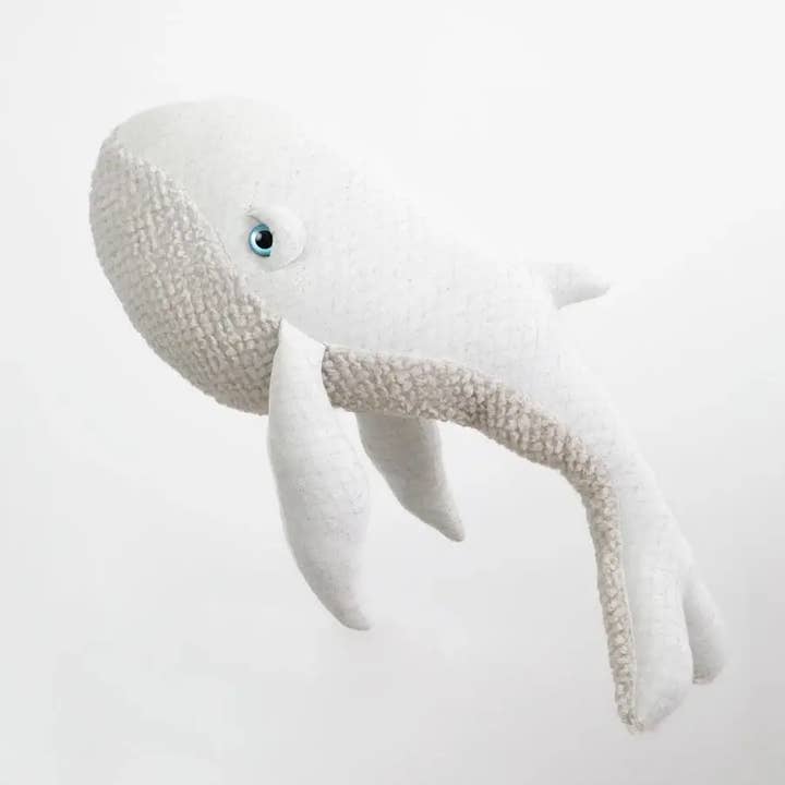 Stuffed Animal The Whale Big Albino for wholesale by BigStuffed - International