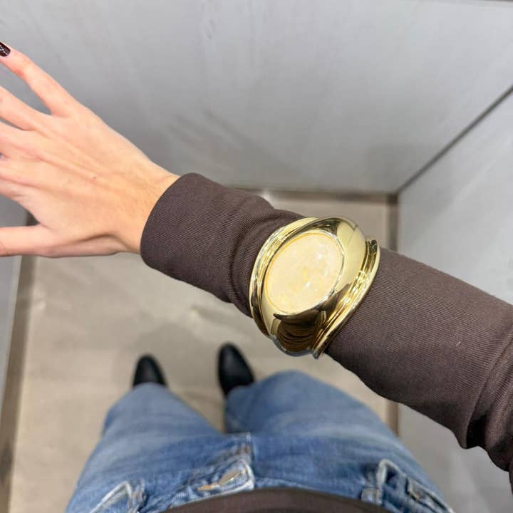 Woonder - Wholesale Cuff Bracelet - Moon Quartz Bracelet1