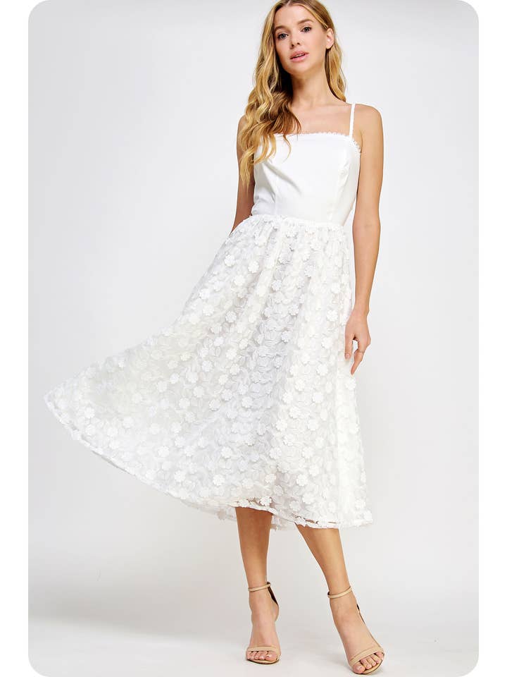 Back Tie Lace Midi Dress for wholesale by Strut & Bolt