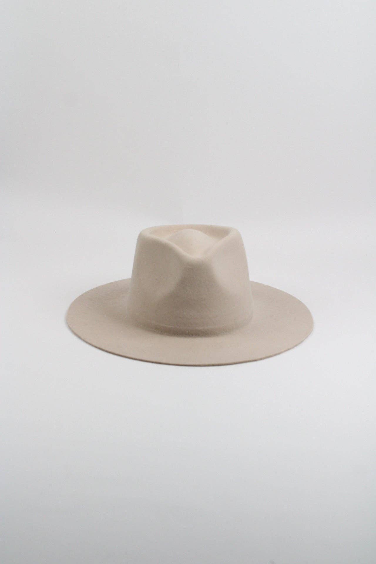 Wilder and Soul Wholesale Hats - Wholesale Fedora - Women's - The Paige Rancher - Wool Felt - Ivory