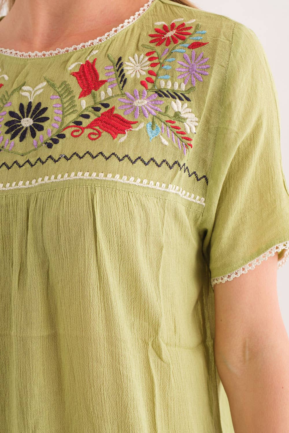 Raj Trading & Imports (USA) Inc. – Großhandel Bluse – Damen – Juna Besticktes Oberteil4