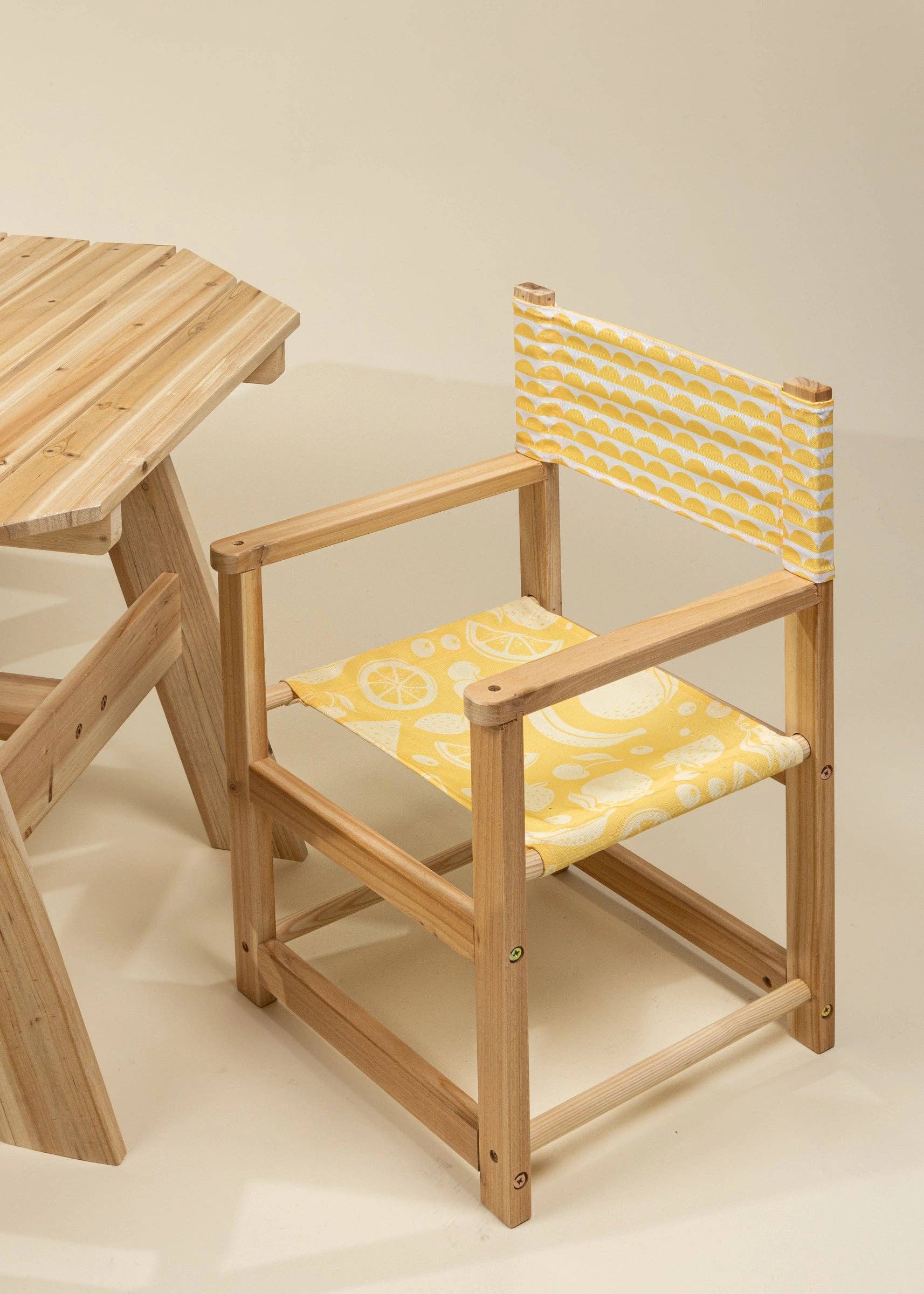 Coco Village - Wholesale Patio Set - Kids’ Patio Set 4 Chairs and Parasol–Summer Fruits6