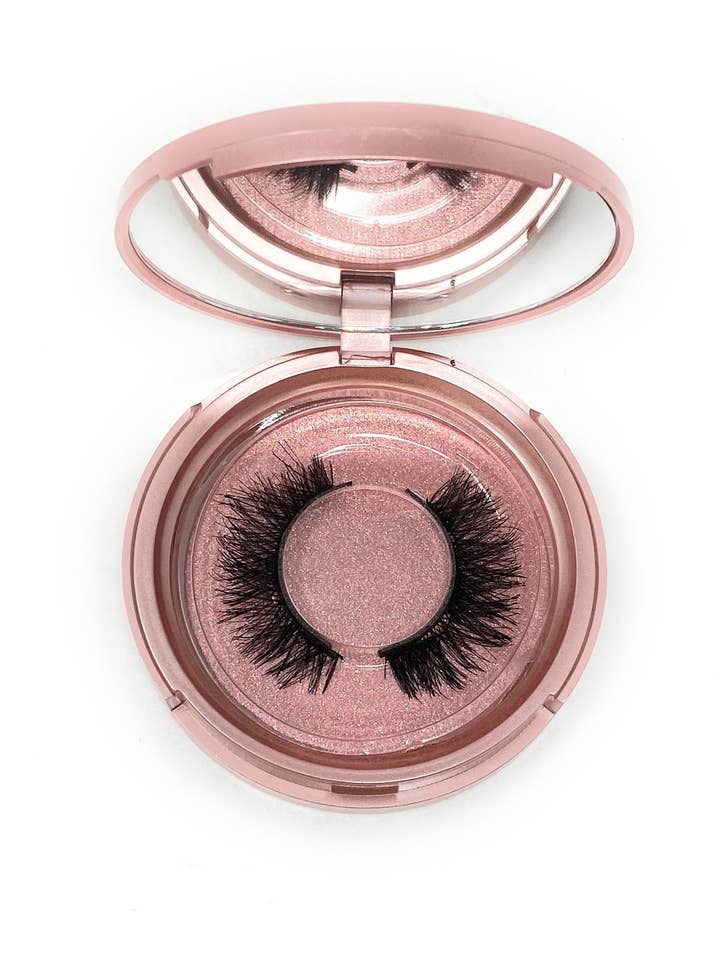 Magnetic Lash In The style Cutie Pie for wholesale by Miinachi Cosmetics