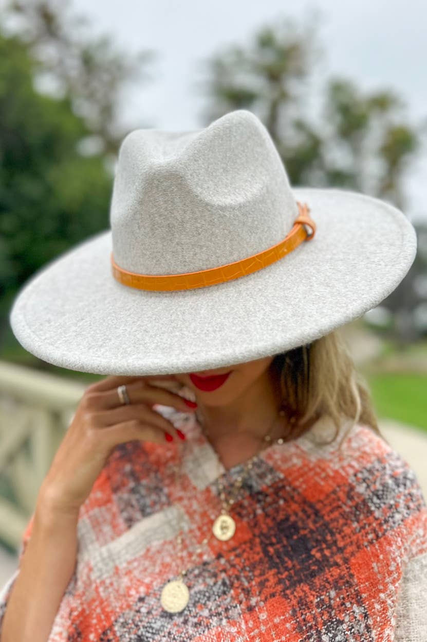 Havermout Fedora-hoed van havermoutvilt met rand van imitatieleer voor groothandel op Faire1