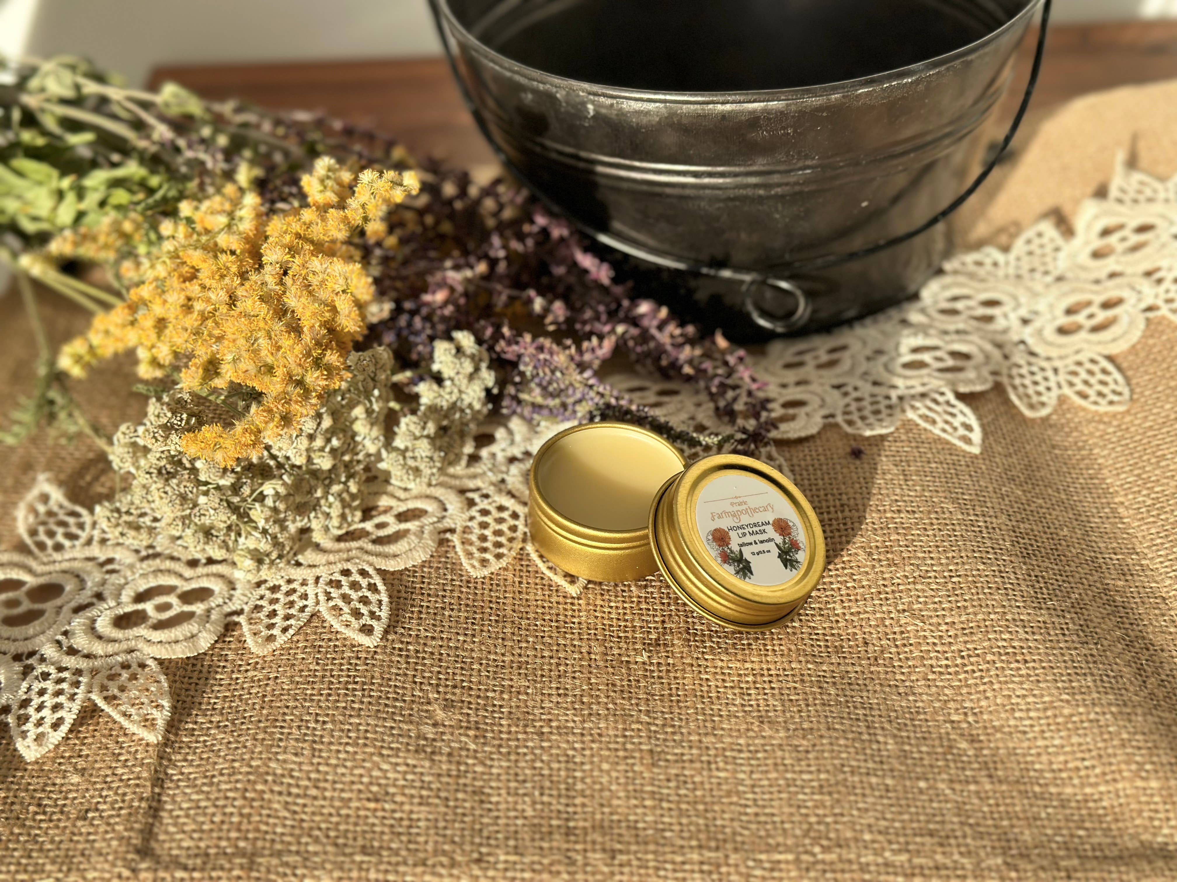 Pure Anada Natural Cosmetics - Wholesale Lip Balm - Honeydream Lip Mask (Farmapothecary by Pure Anada)1