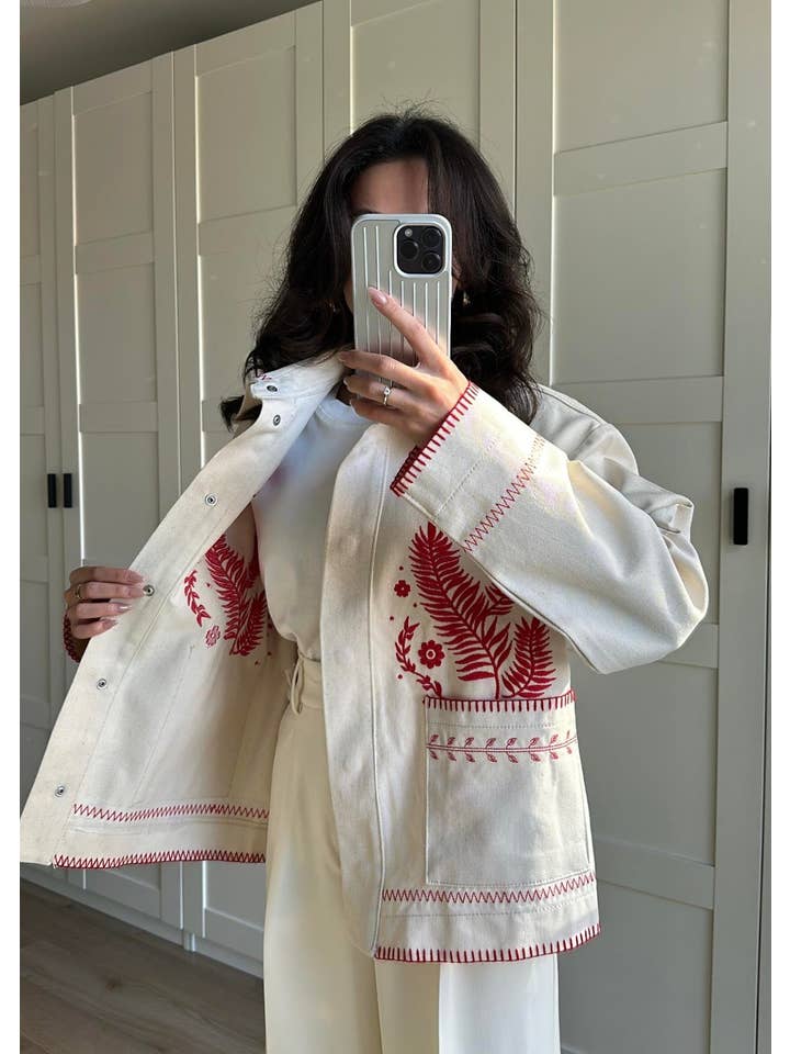 miglo - Wholesale Jacket - Women's - Embroidered Lapel Long Sleeve Jacket – 6 Piece Set
1