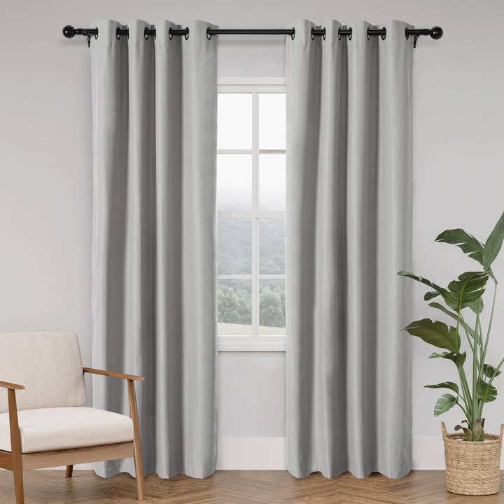 Par de Cortinas de Ilhós em Sarja Suave de Poliéster Blackout, 2 Painéis por atacado de Awesome Home