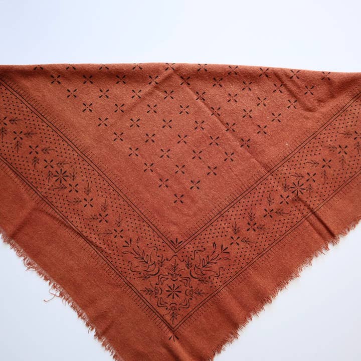 Eco Raw Studio - Wholesale Bandana - Women's - Terracotta Classic Print Naturally Dyed Bandana (black)5