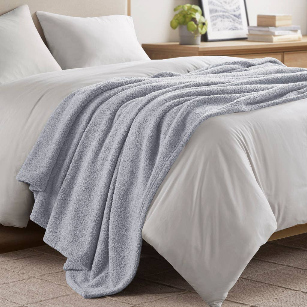 Olliix - Wholesale Bedding Blanket - Solid Neutral Faux Feathersoft Blanket, Grey0