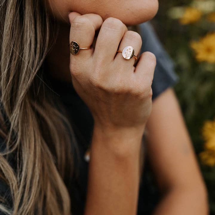 Mauve Jewelry Co. - Wholesale Signet Ring - Wildflower Ring