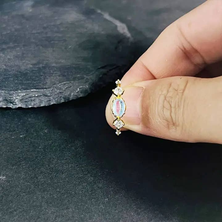 GemMeet – wholesale Single stone/solitaire ring – Vintage Artificial Opal Moonstone Adjustable Ring 3