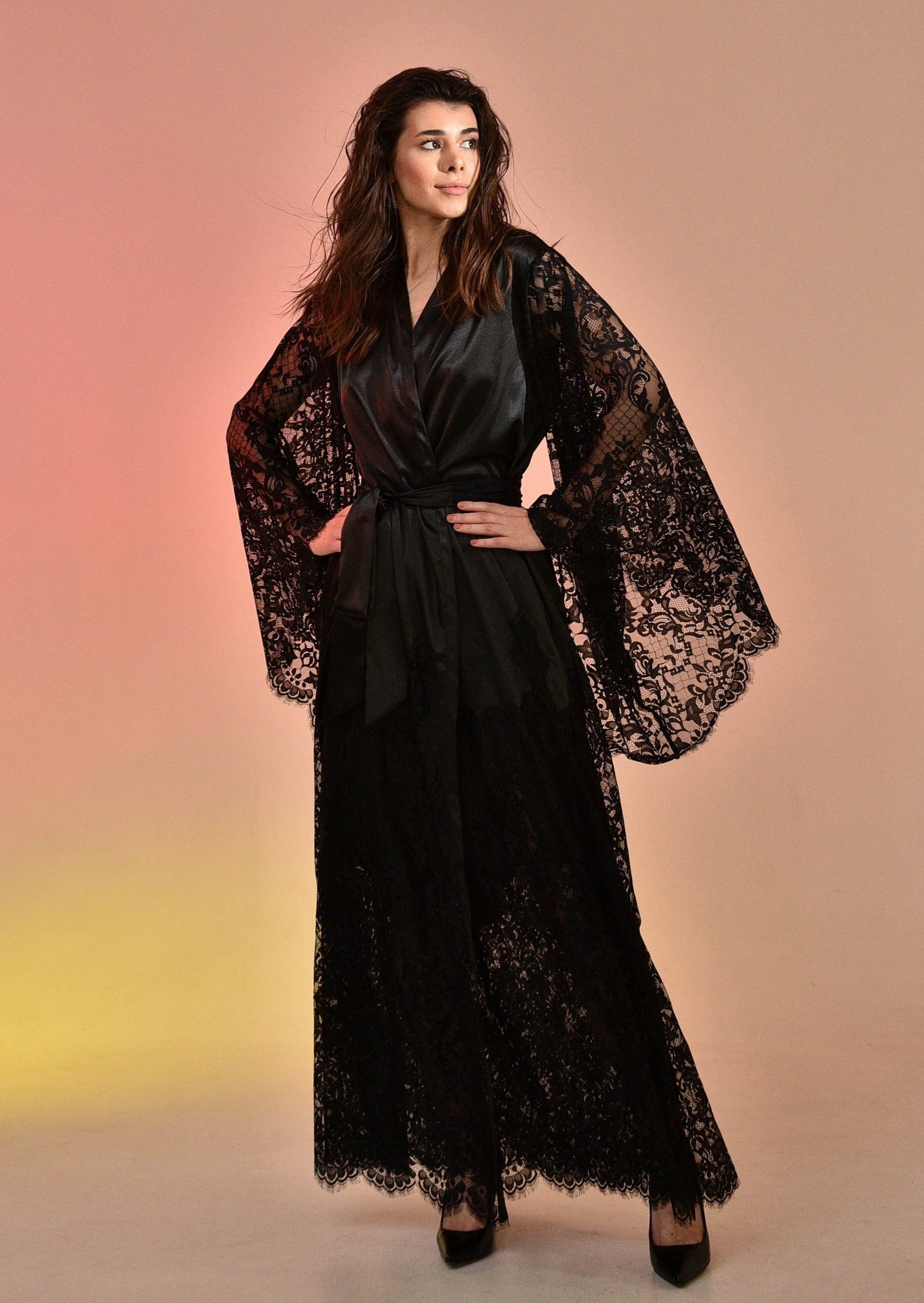 More Than a Woman Black Robe and Nightgown Set with Lace for wholesale on Faire6