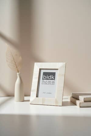 BIDKhome - Wholesale Picture Frame - 5x7” White Bone Picture Frame5